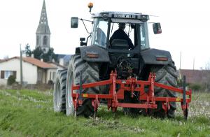 Curved Subsoiler, a great farm equipment for soil aireation